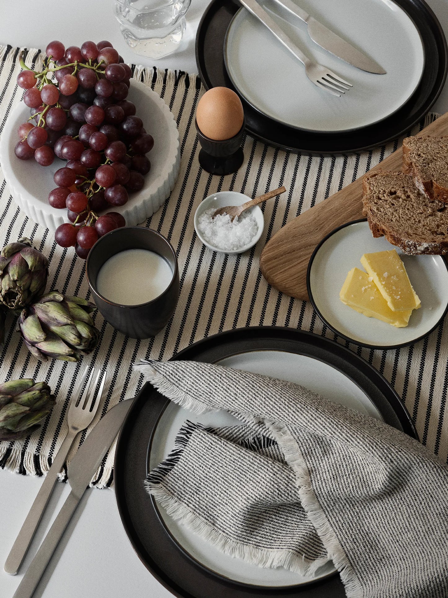 Broste Napkin Elouise Off White + Black