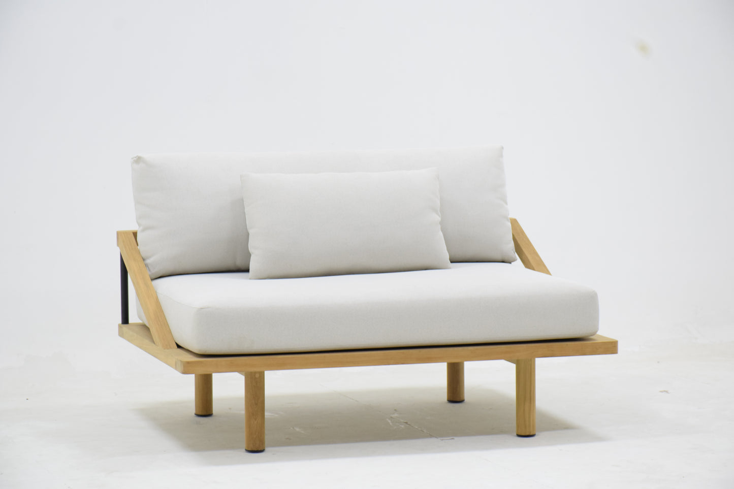 Heaphy Outdoor Chair - Ebony
