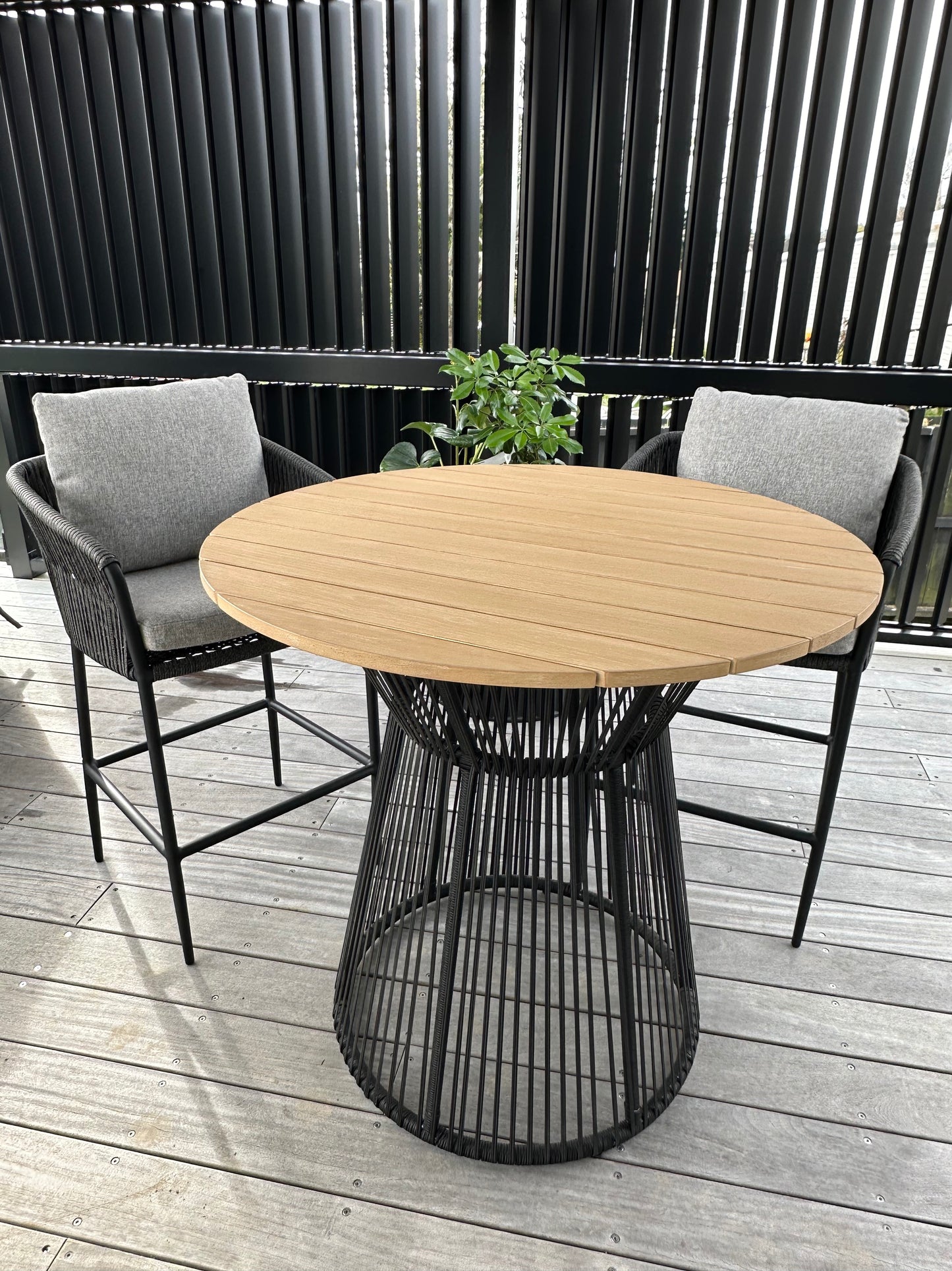 Kansas Bar Table