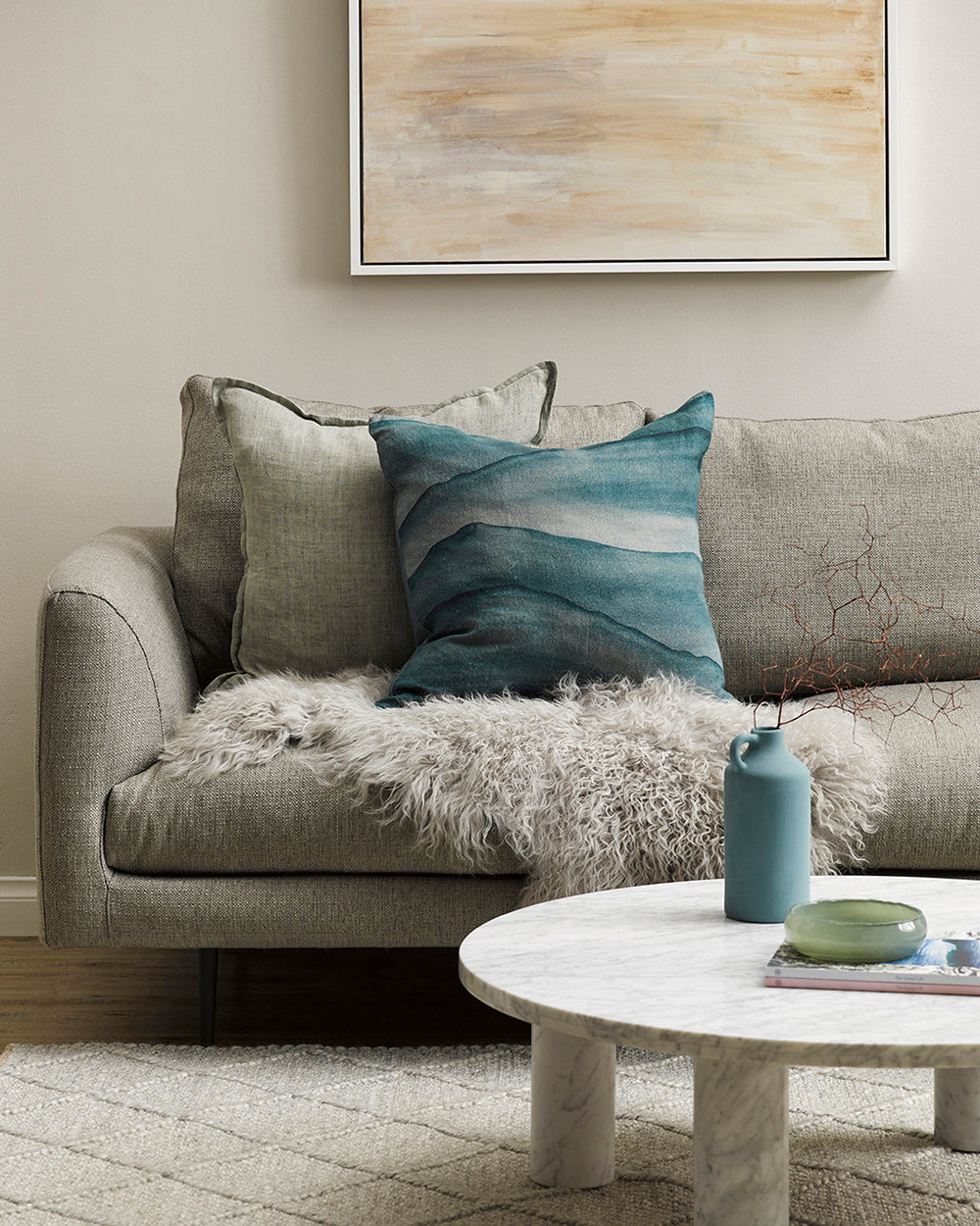Meru Tibetan Lamb Hide Grey
