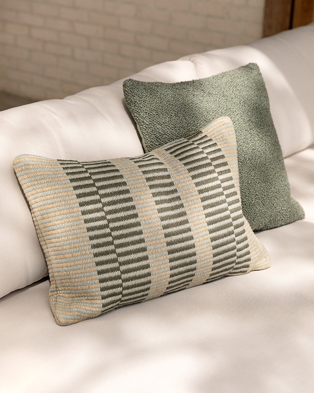Sol Moss Cushion - New