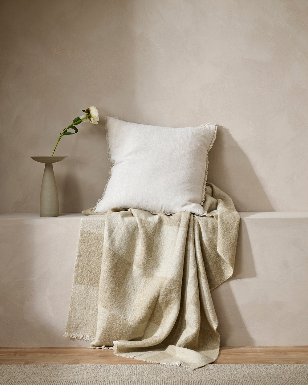 Winton Throw Natural