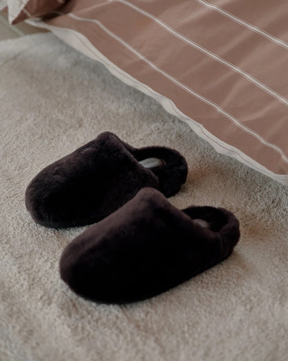 Hommey Sheepskin Slippers Chocolate
