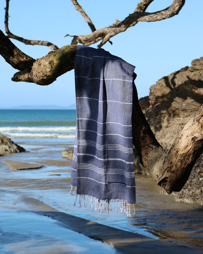 Turkish Beach Towel with Zipper Pocket - Navy Blue